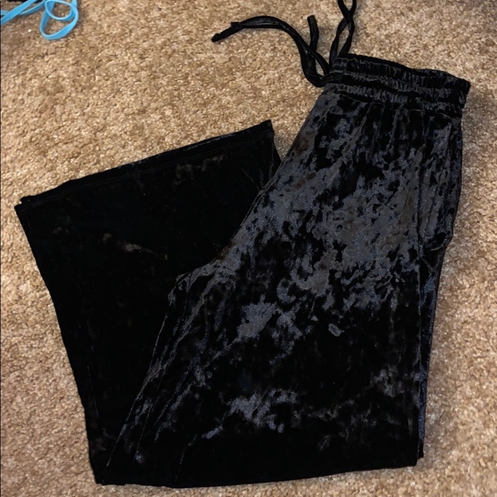 Velvet pants “Don’t Ask Why” brand by AE